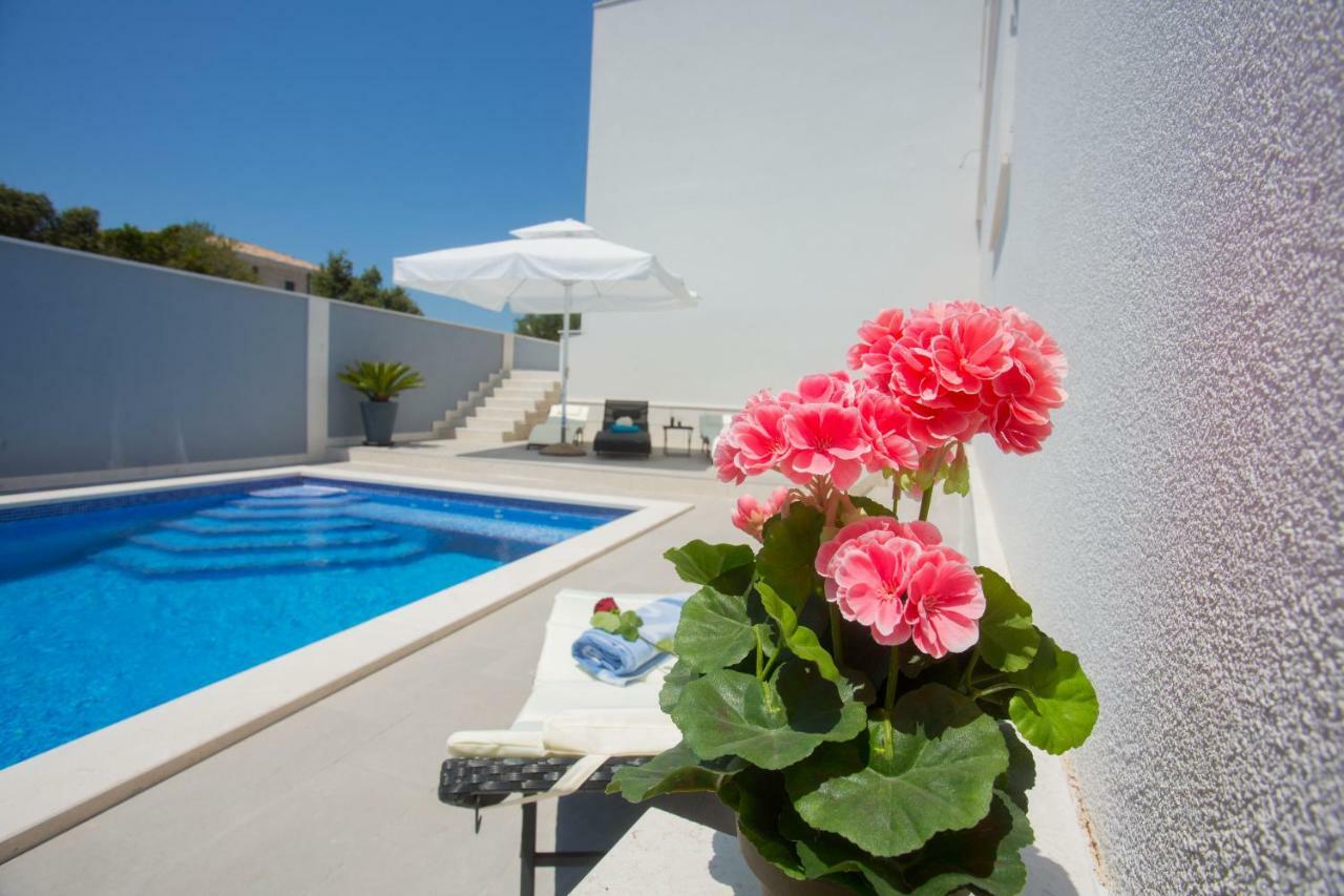 Hotel Paradise Punta Нечуям Экстерьер фото
